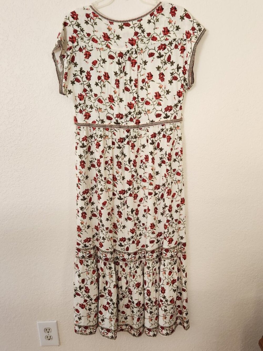 Max Studio Floral Maxi Dress - Picture 3 of 9